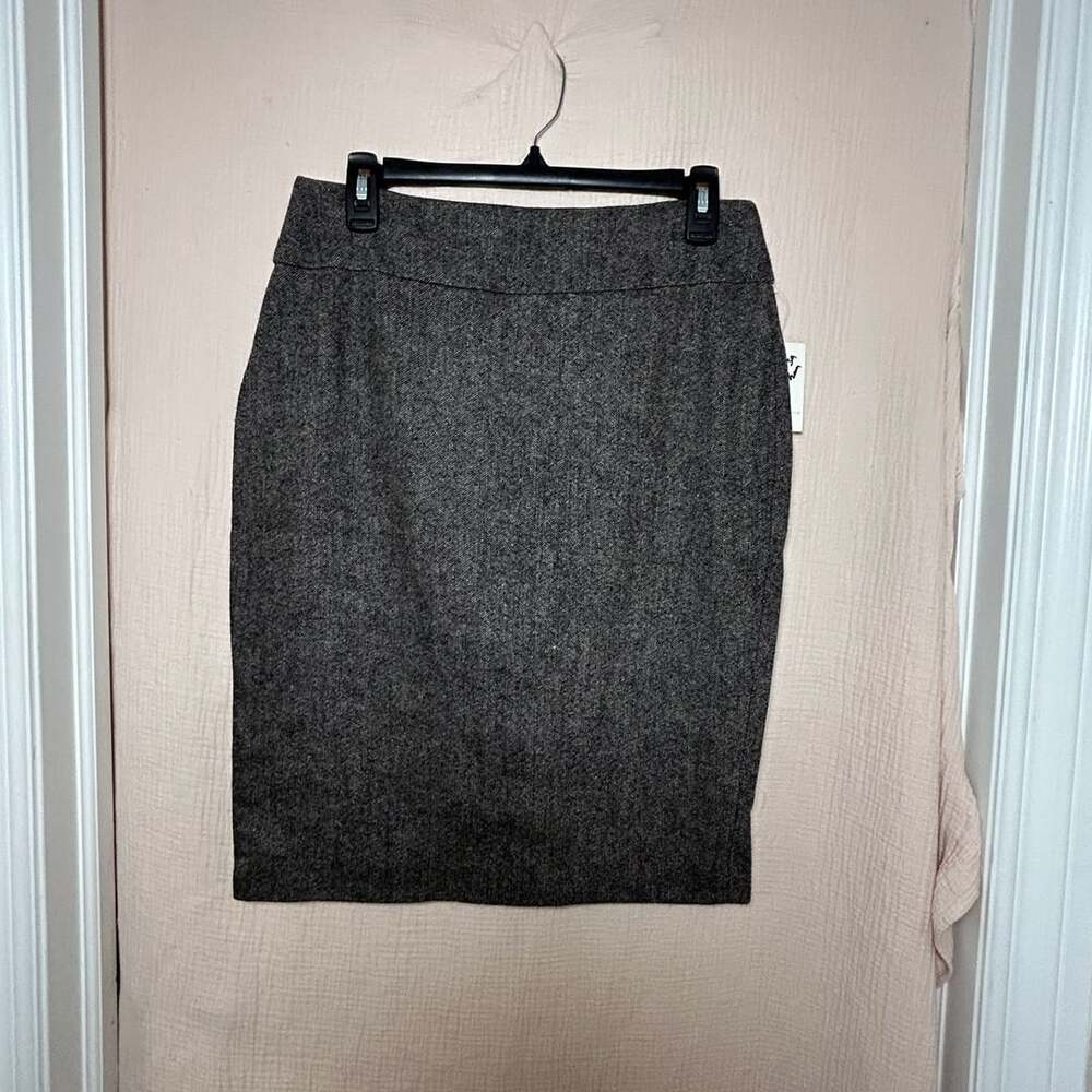 CAbi Tweed Pencil Skirt Size 4 Gray Wool Blend Business Career